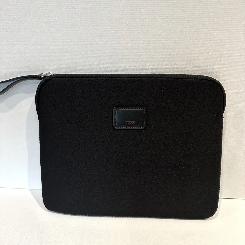 Tumi Neoprene 11'' ipad cover